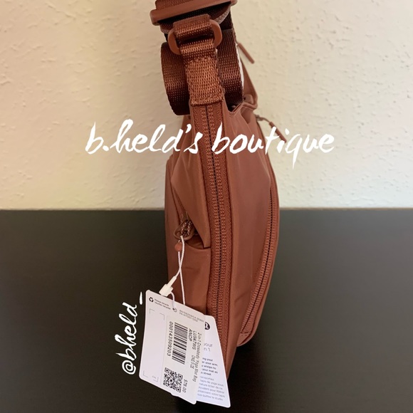 lululemon 2-In-1 Crossbody Yoga Mat Bag in Ancient Copper Brown Brand New NWT - Picture 6 of 15